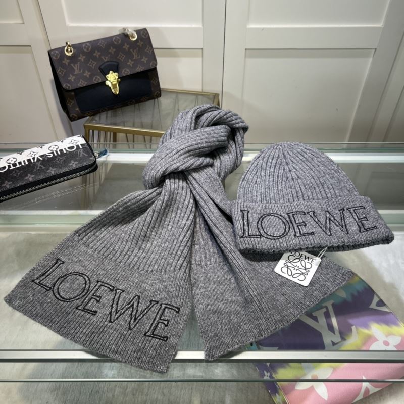 Loewe Caps Scarfs